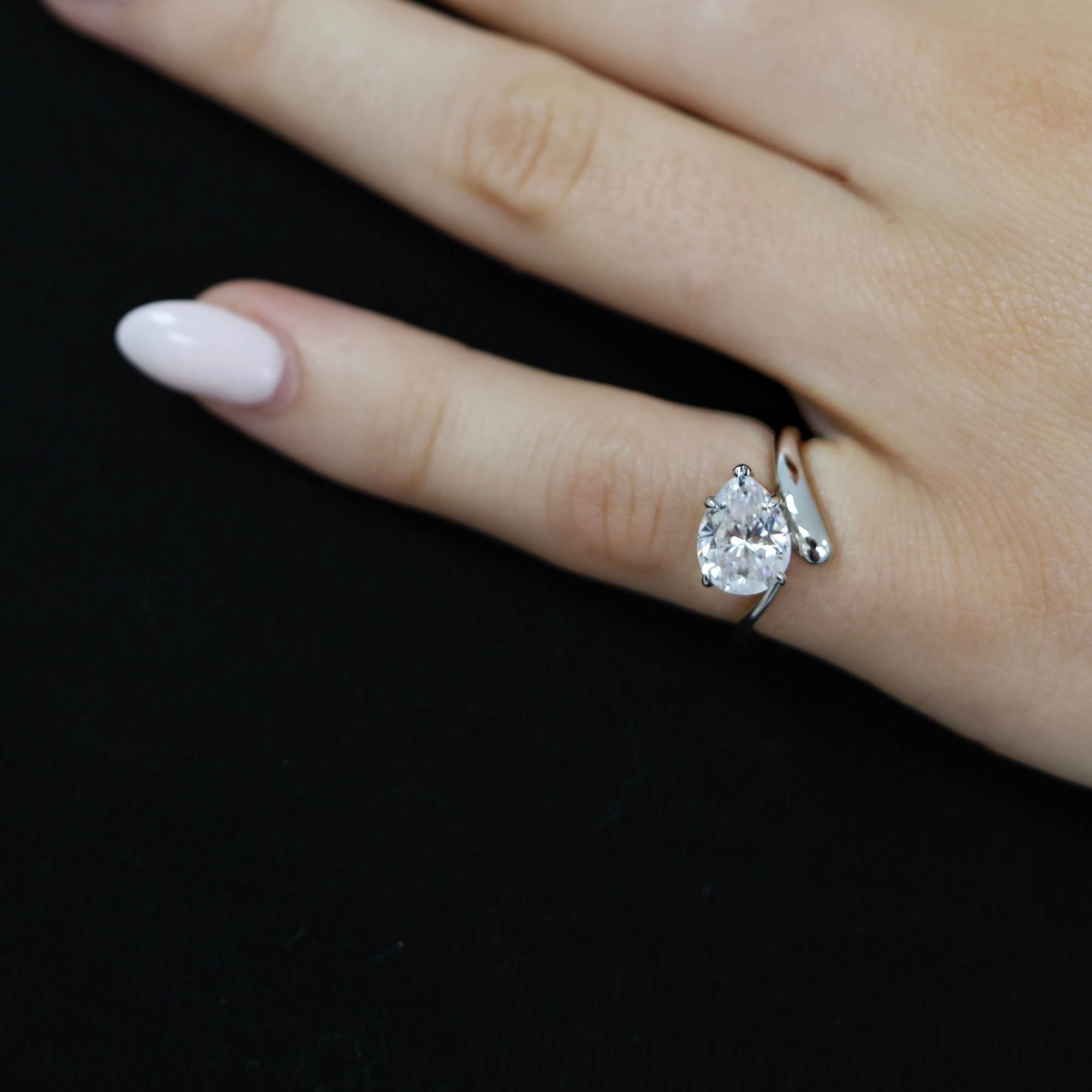Lina Pinky Ring